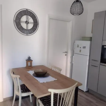 Franica Appartement *